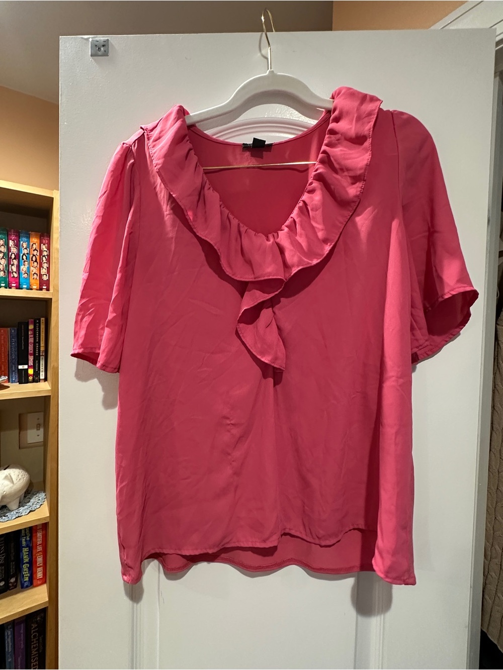 Ann Taylor Factory Women’s Pink Ruffle V-Neck Blouse